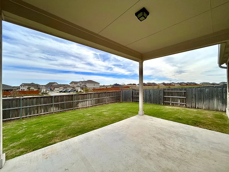 230 Small Seed Dr — Photo 32