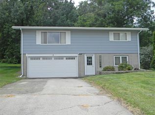 71 Allview Dr SW, Cedar Rapids, IA 52404