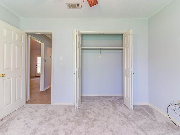 5th image of 15083 Sagewood St