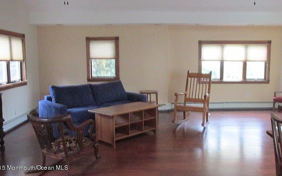 3rd image of 3134 Pocahontas Ave