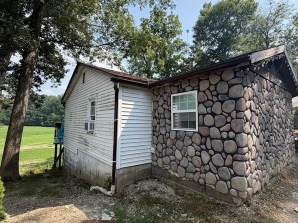 4503 E North Rd, Greensburg, IN 47240