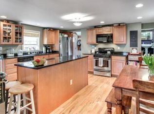 11 Daniels St #2, Salem, MA 01970