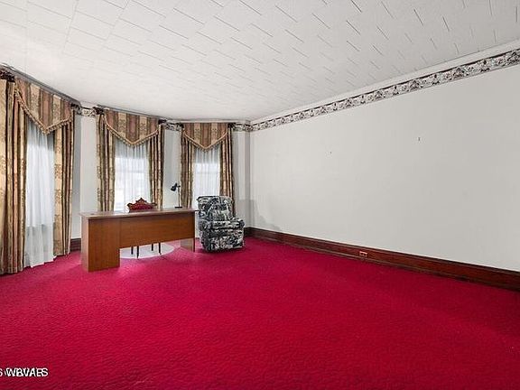 4th image of 610 S Market St #1