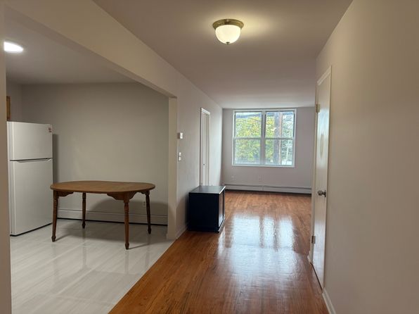 7 13th Ave #1