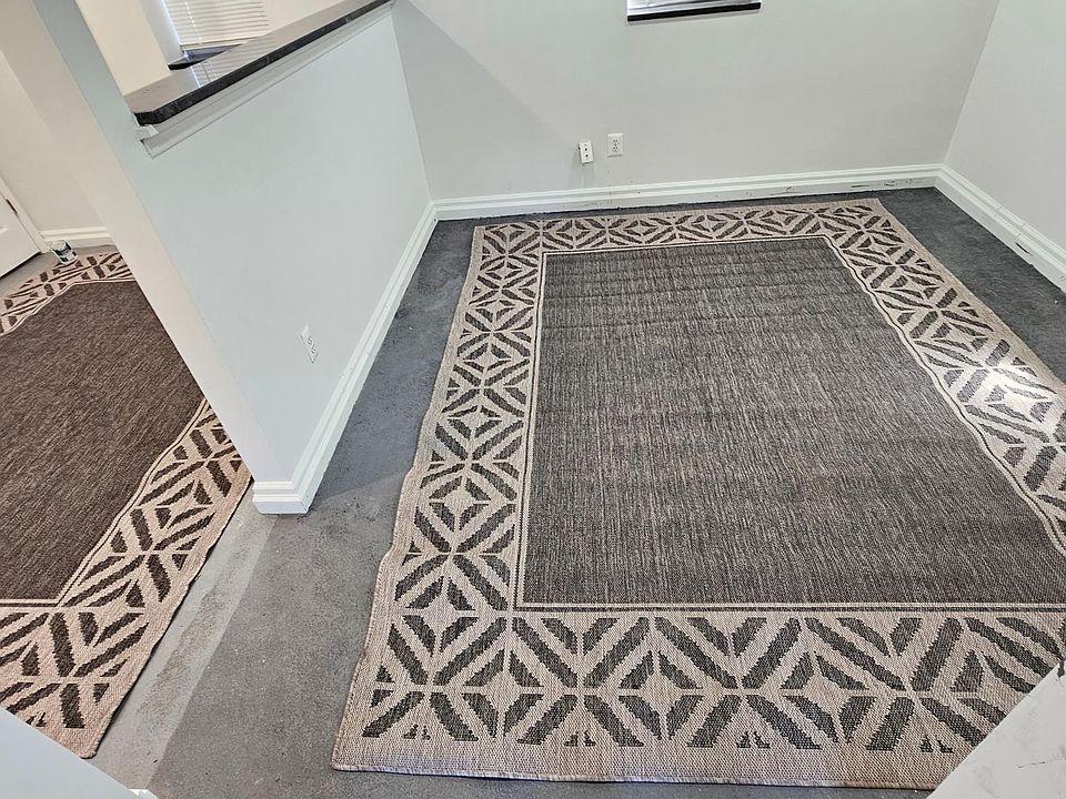 2nd image of 1505 W West Maple Rd APT 4