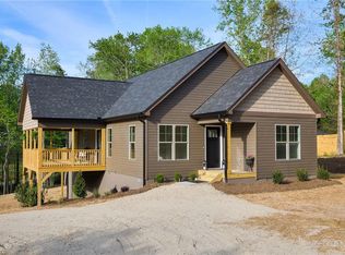 140 Calvin St, High Point, NC 27265