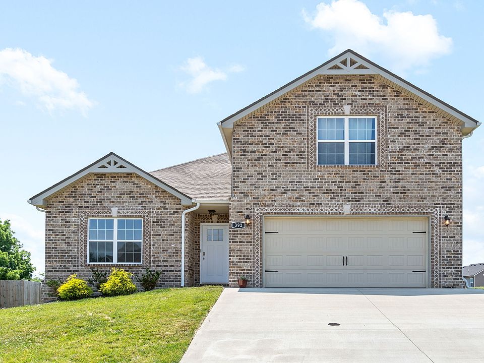 1st image of 392 Wingfield Dr