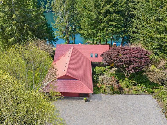 2nd image of 89366 Dahlin Rd