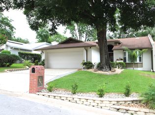 1043 Sweet Tree Ct, Apopka, FL 32712