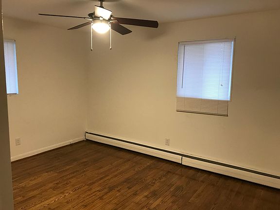 3rd image of 415A E Bellefonte Ave APT 302
