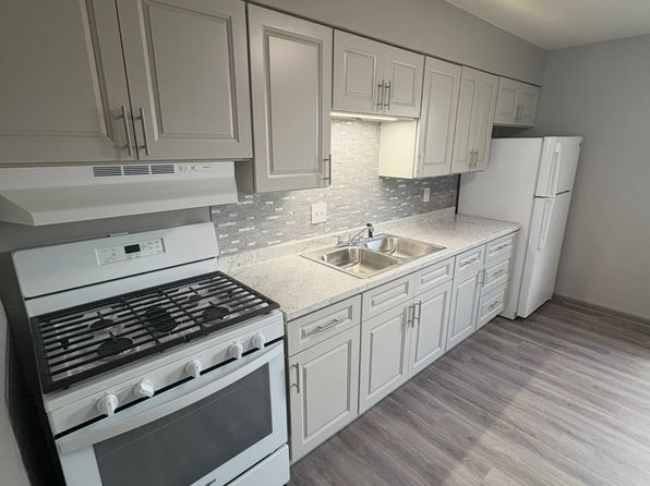201 W Palmer St