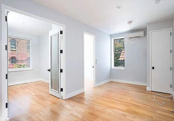 5th image of 212 E 7th St Floor 4