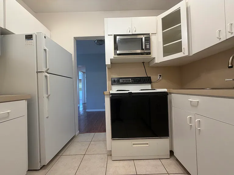 5800 NE 22nd Way #521 — Photo 6
