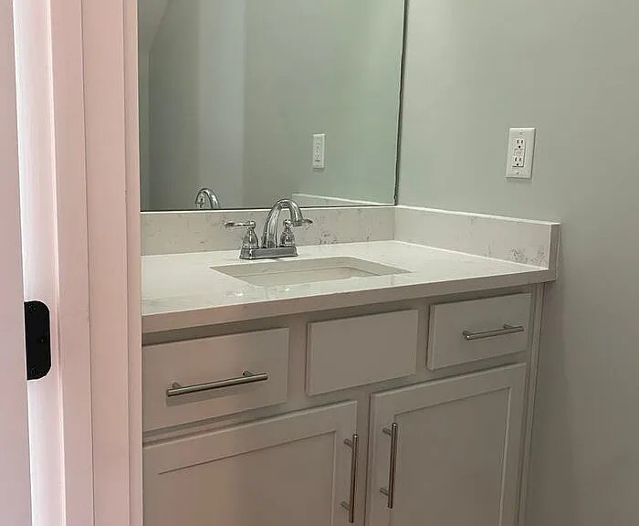 709 Tral St — Photo 23