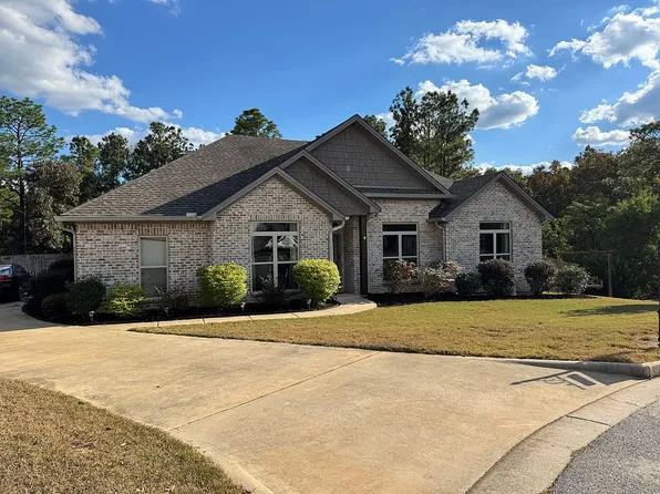141 Mulder Cove Trl, Wetumpka, AL 36093
