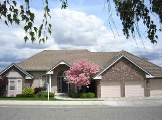 3800 W 42nd Ave, Kennewick, WA 99337
