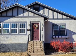 913 3rd St NE, Minot, ND 58703