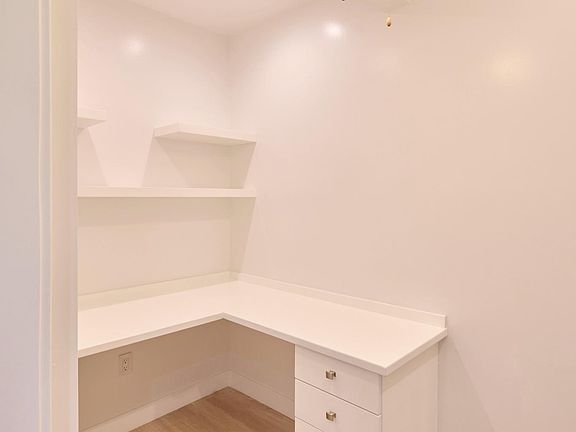 "Pocket Office" for those who want a private place to work from home.