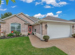 3729 Essen Loop, College Station, TX 77845