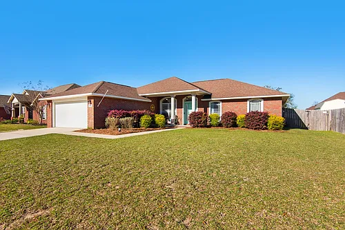 6165 Winchester Cir Photo 1