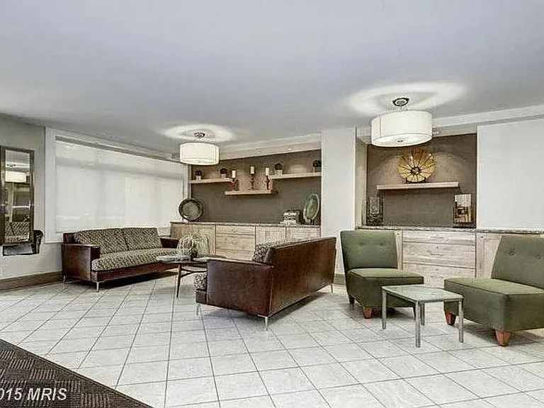 2401 H St NW #210 — Photo 2