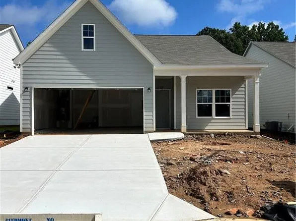 198 Cedar Hill Dr, Dallas, GA 30132