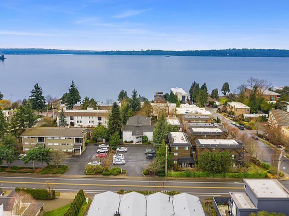3rd image of 6018 Lakeview Dr