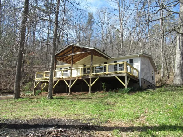 208 Connelly Rd, Pickens, SC 29671