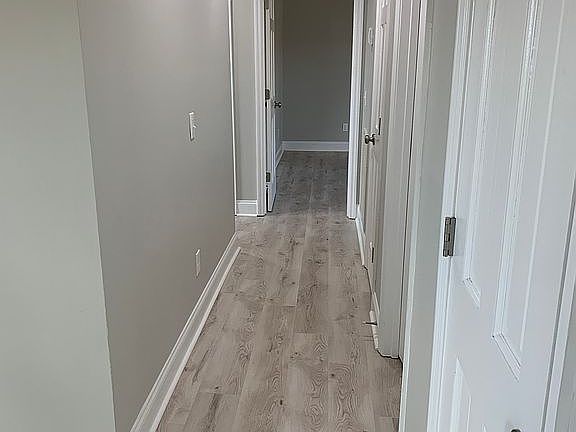 4th image of 8117 Holly Hills Dr