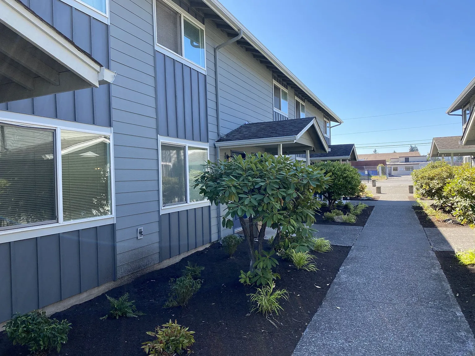 Station Place Townhomes — Photo 2