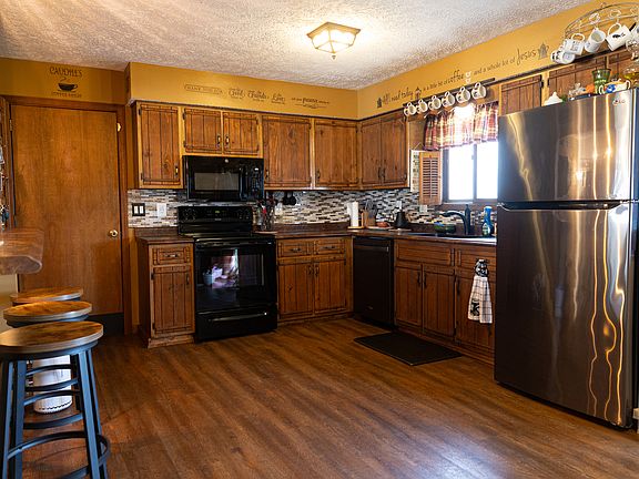 5th image of 7416 Troon Dr