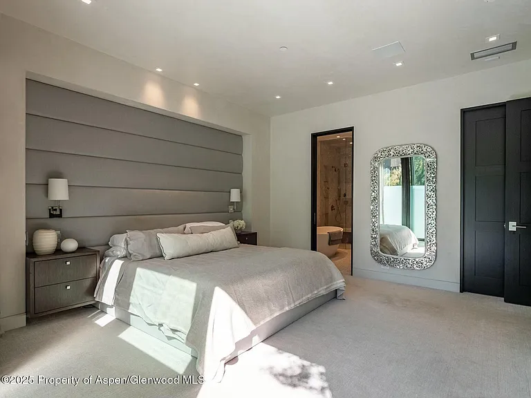 1154 E Cooper Ave — Photo 13