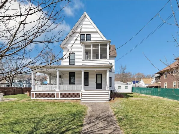 263 Wakelee Avenue, Ansonia, CT 06401