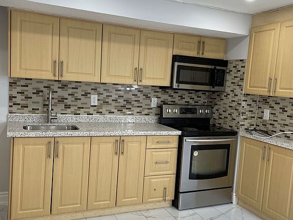 1474 Pate Ct #Basement, Mississauga, ON L5V 2Y8 | Zillow