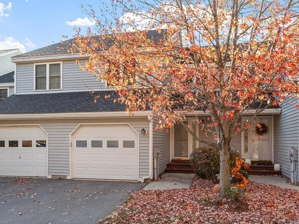 40 Mountain Laurel Ln #31, Fitchburg, MA 01420