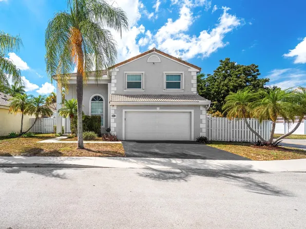 601 Lakeshore Terrace, Davie, FL 33325