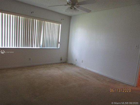 3rd image of 711 S Hollybrook Dr APT 302
