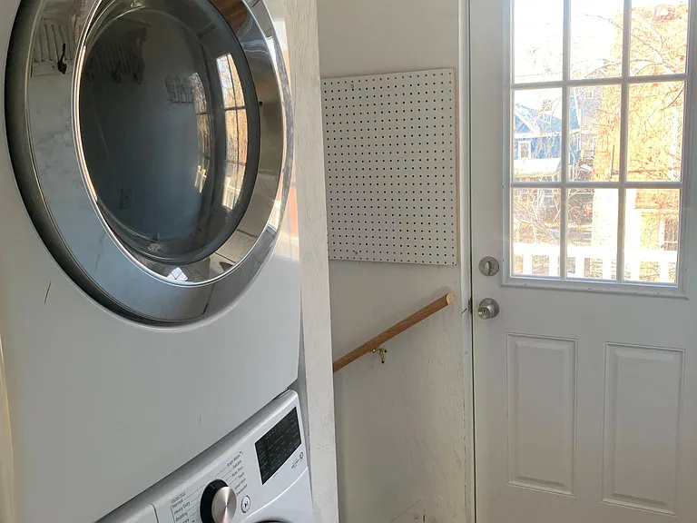 18 Pearson Ave #3 — Photo 14