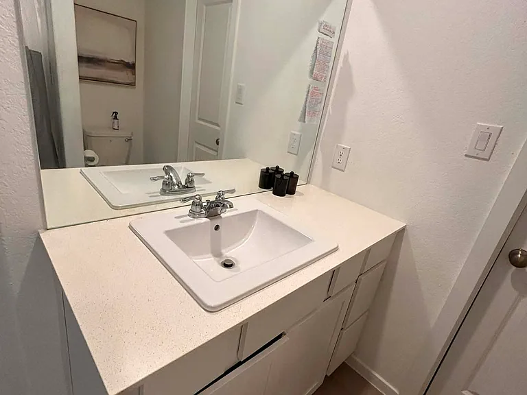 3303 Hilts Trl #2B — Photo 8