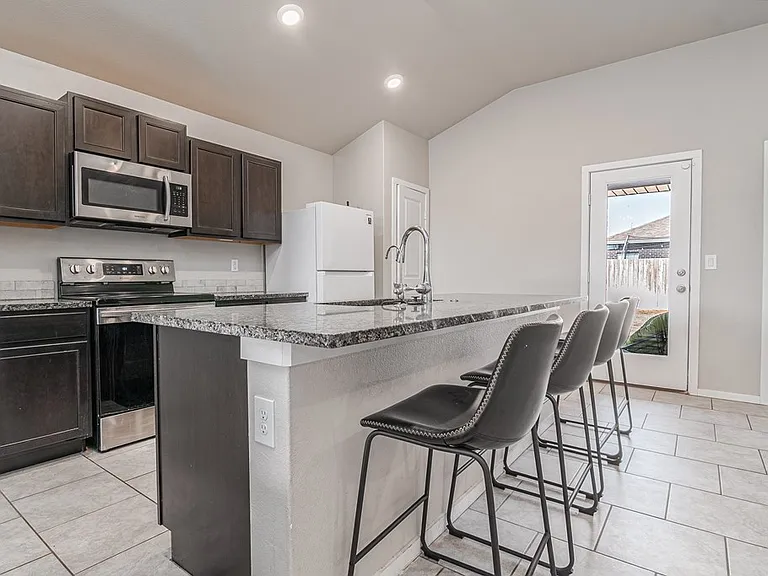 1327 Masquerade Blvd — Photo 14