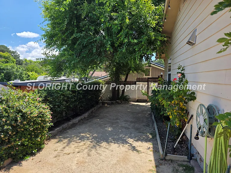 4810 Estrada Ave — Photo 3