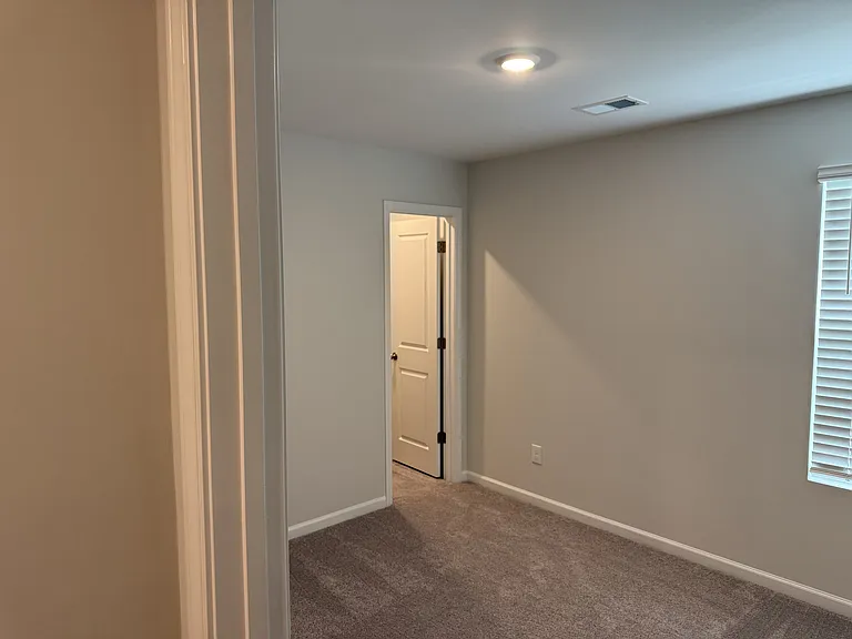 896 Lodgepole Ln — Photo 12
