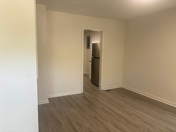 3rd image of 3827 E 53rd Ter