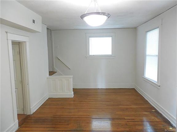 3rd image of 3136 Griffin Ave