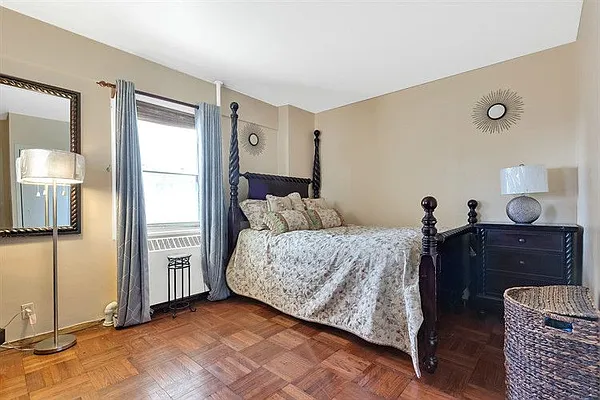 Sold by Level Group | media 19