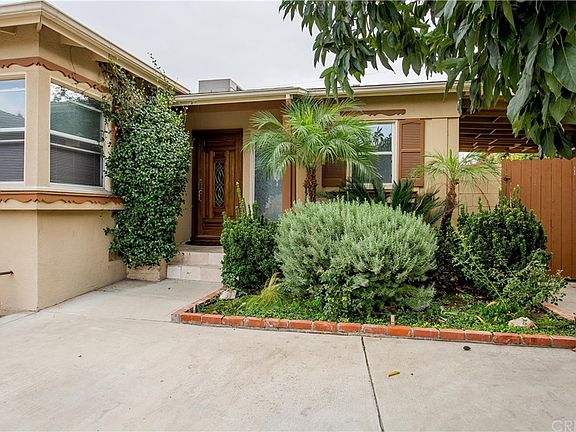 5th image of 20456 Bassett St