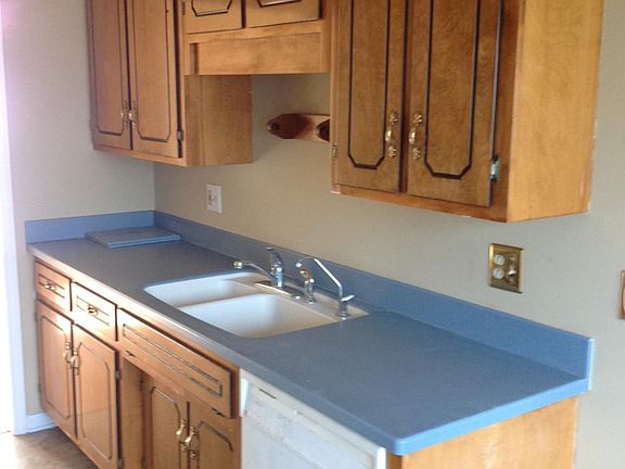 3rd image of 229 Centennial Dr