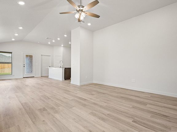 5th image of 1313 Saratoga Ave