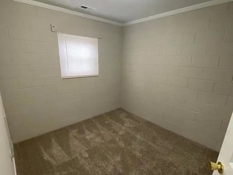 506 Bragg St — Photo 13