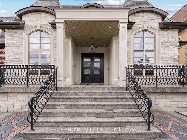 71 Grand Vellore Cres — Photo 4